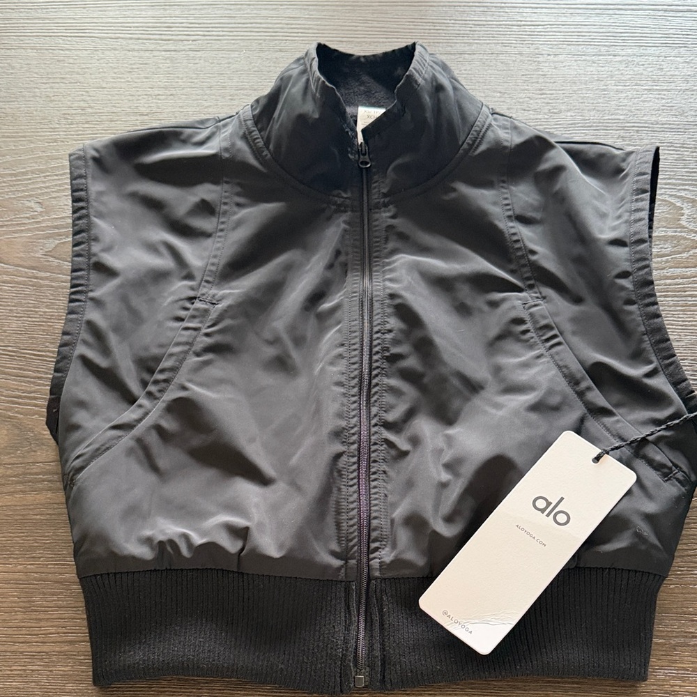 ALO Yoga Black Zip-Up Jacket